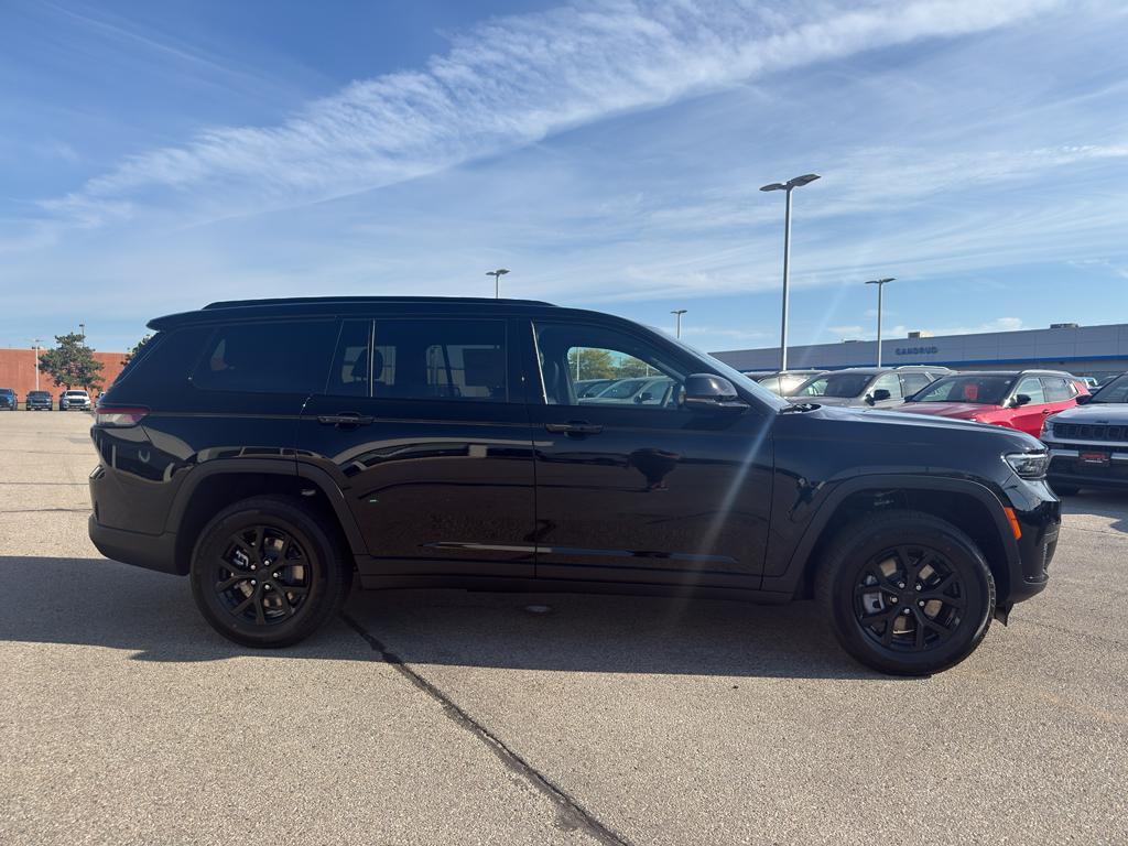 new 2025 Jeep Grand Cherokee L car, priced at $48,063