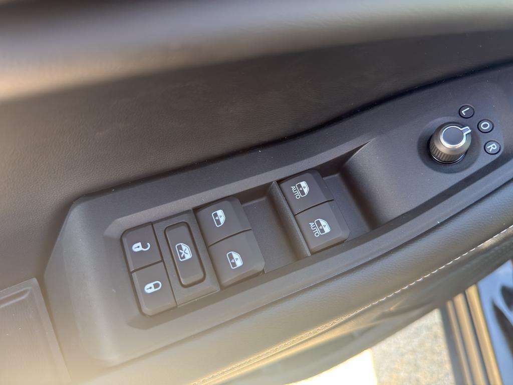 new 2025 Jeep Grand Cherokee L car, priced at $48,063