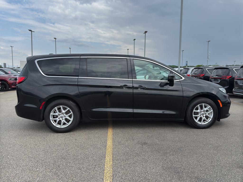 used 2023 Chrysler Pacifica car, priced at $27,995