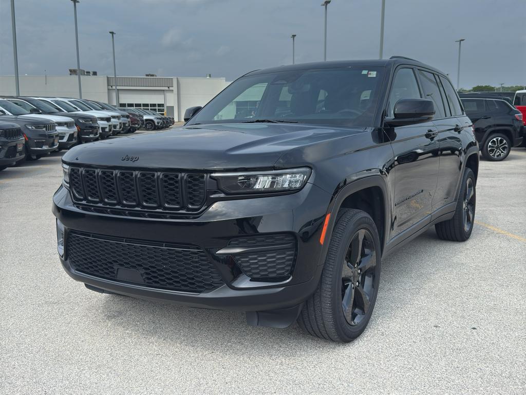 used 2023 Jeep Grand Cherokee car, priced at $34,295