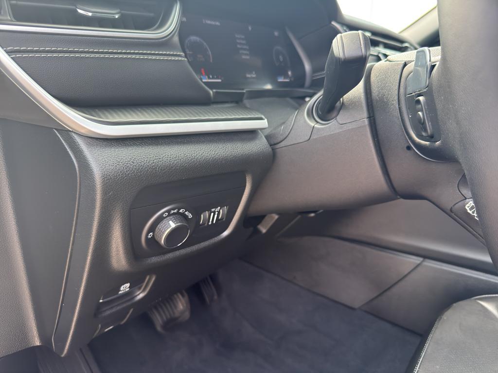 used 2023 Jeep Grand Cherokee car, priced at $34,295