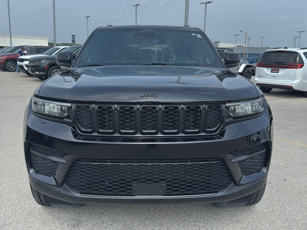 used 2023 Jeep Grand Cherokee car, priced at $34,295