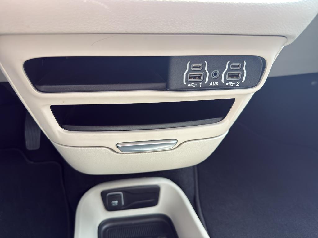 used 2023 Chrysler Pacifica car, priced at $27,495
