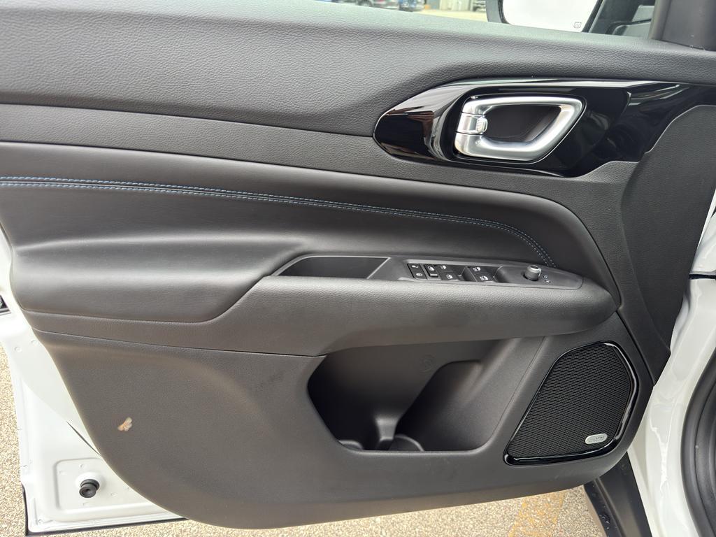 new 2025 Jeep Compass car, priced at $38,811