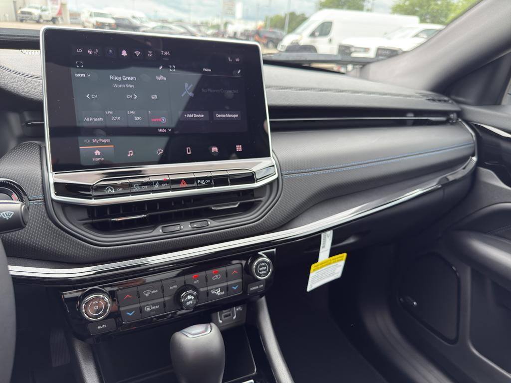 new 2025 Jeep Compass car, priced at $38,811