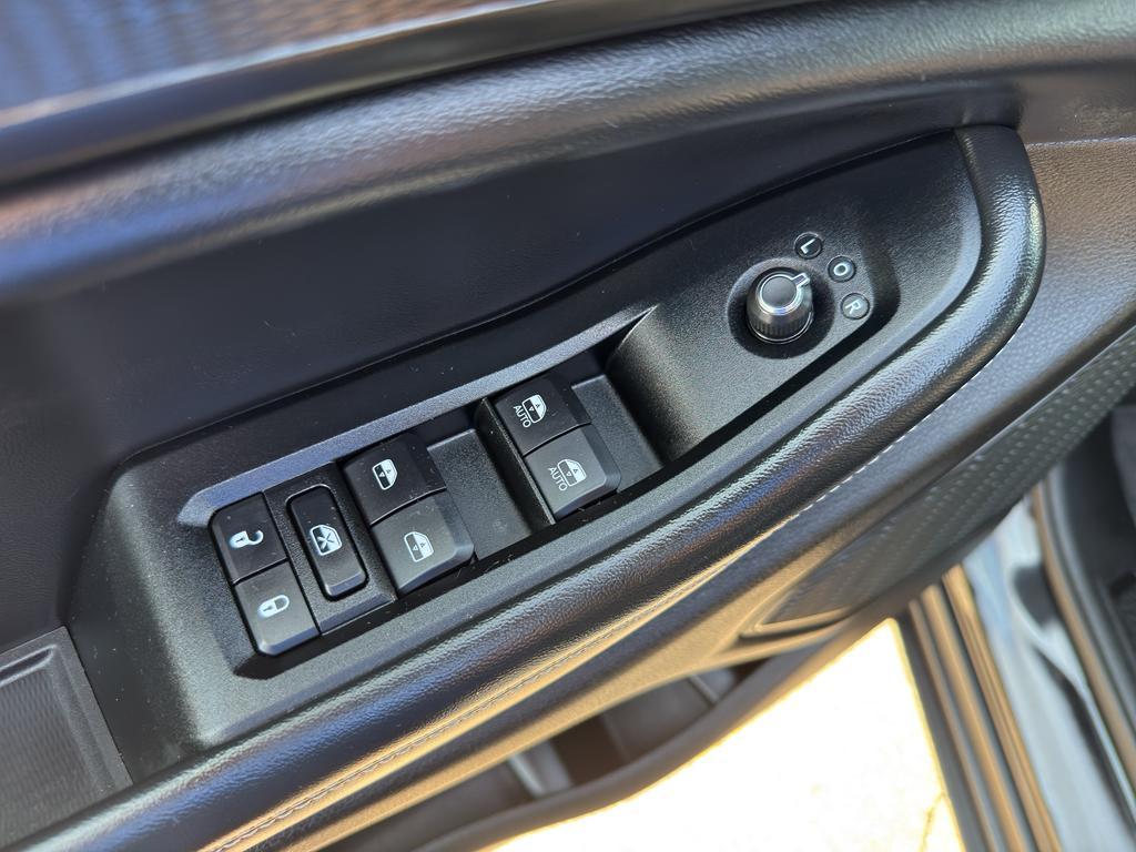 used 2023 Jeep Grand Cherokee car, priced at $34,895