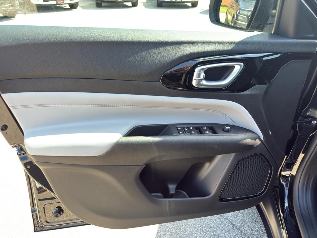 new 2025 Jeep Compass car, priced at $34,741