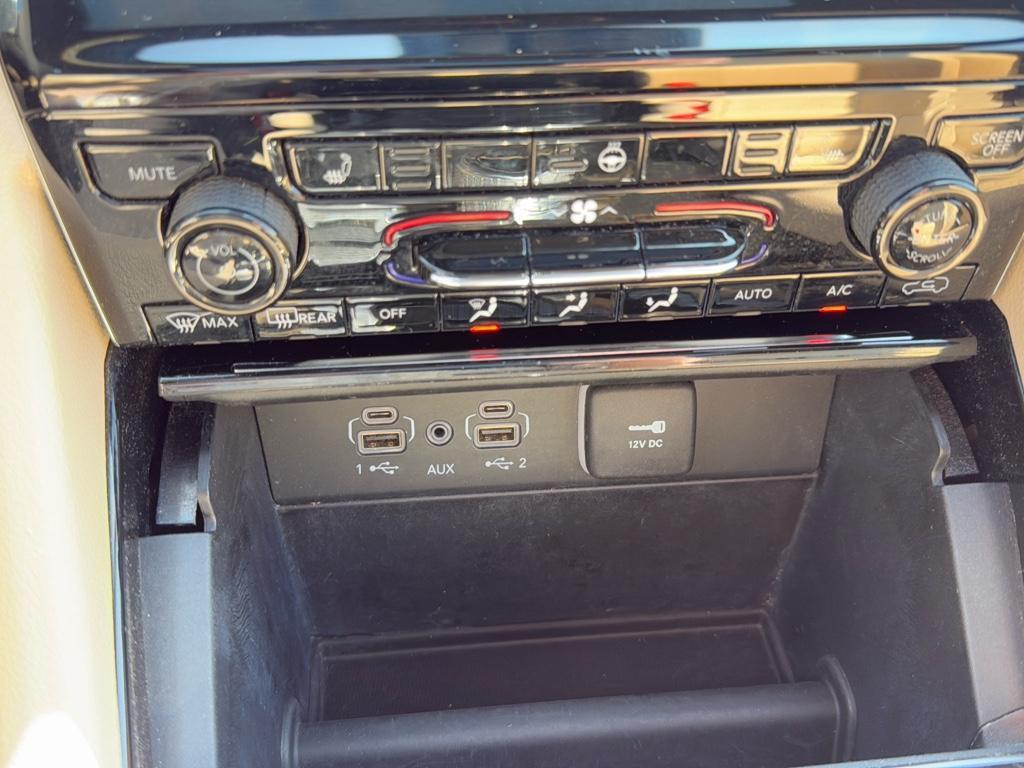 used 2023 Jeep Grand Cherokee car, priced at $32,495