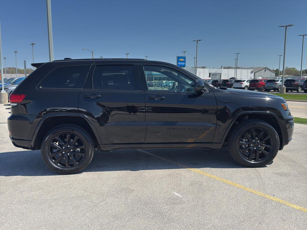 used 2022 Jeep Grand Cherokee WK car, priced at $30,895
