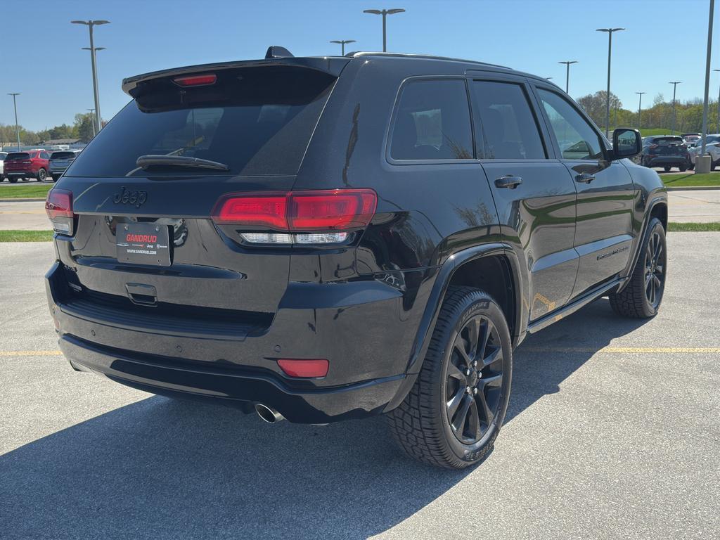 used 2022 Jeep Grand Cherokee WK car, priced at $30,895