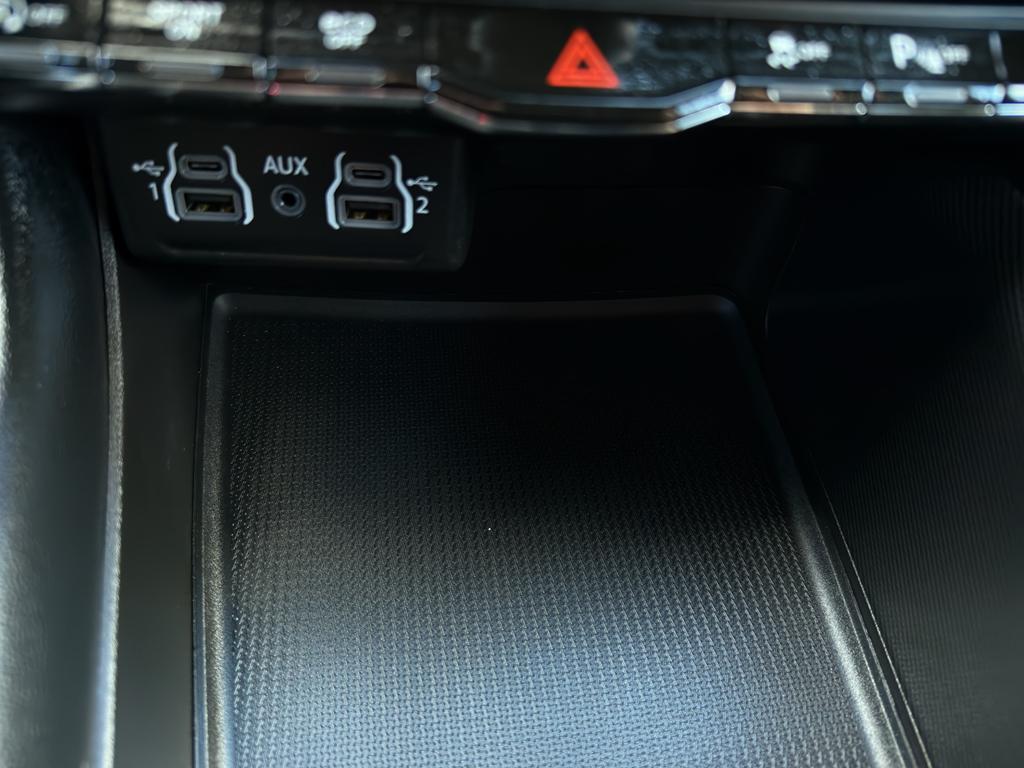 used 2025 Dodge Durango car, priced at $37,495