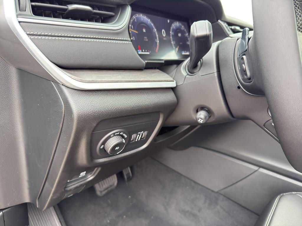 new 2025 Jeep Grand Cherokee L car, priced at $53,083