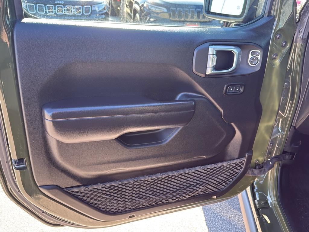 used 2021 Jeep Wrangler Unlimited car, priced at $34,995