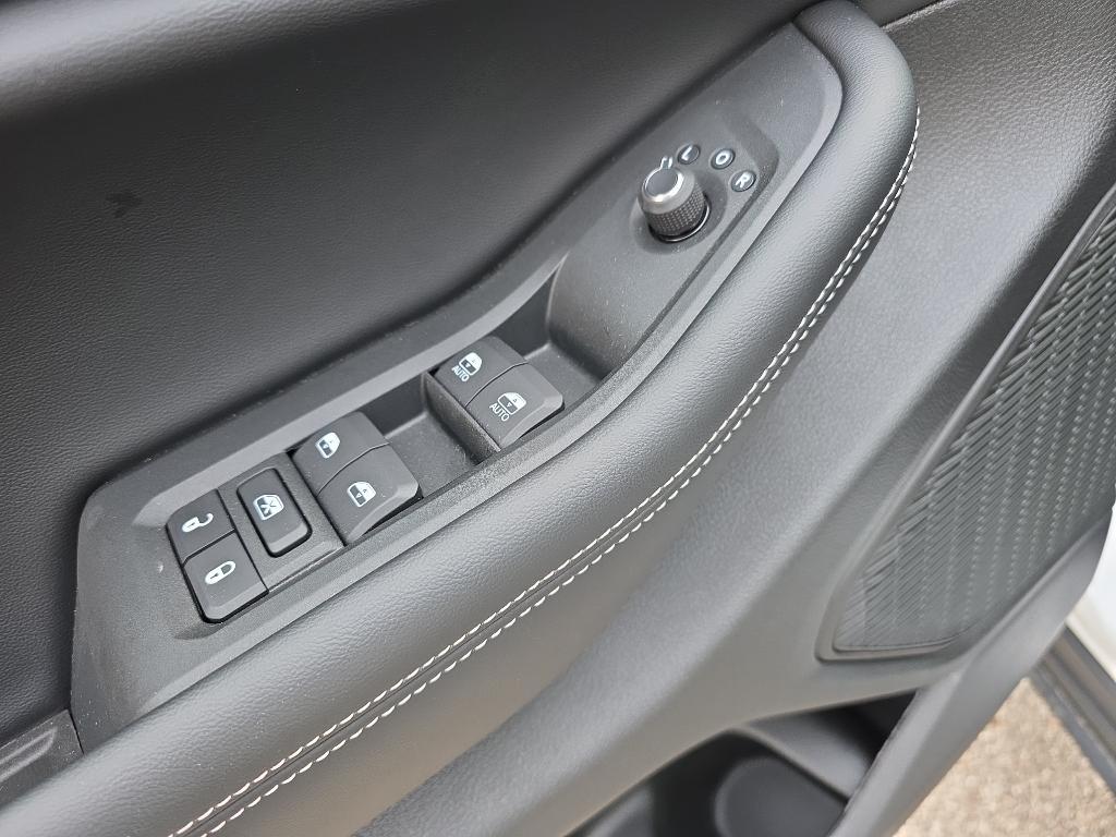 new 2025 Jeep Grand Cherokee L car, priced at $45,902