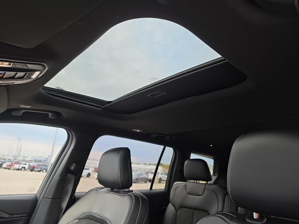 new 2025 Jeep Grand Cherokee L car, priced at $45,902