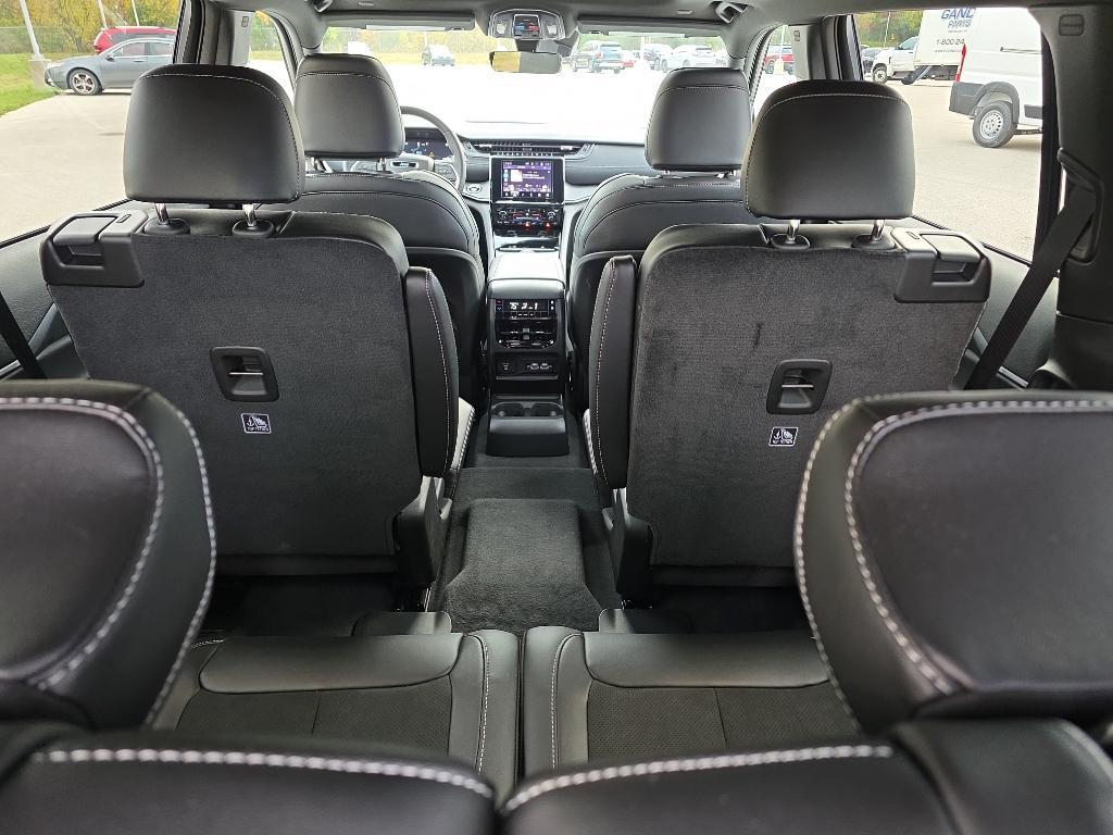 new 2025 Jeep Grand Cherokee L car, priced at $45,902