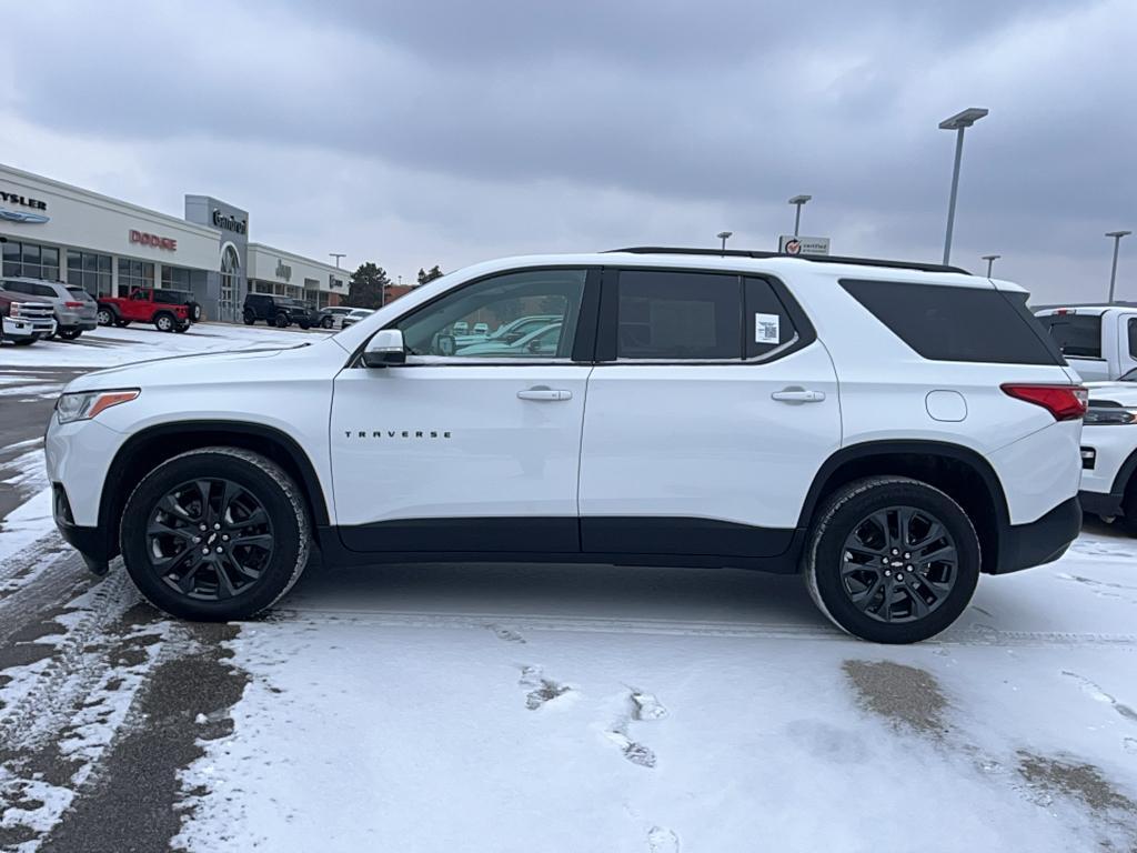 used 2021 Chevrolet Traverse car, priced at $30,195