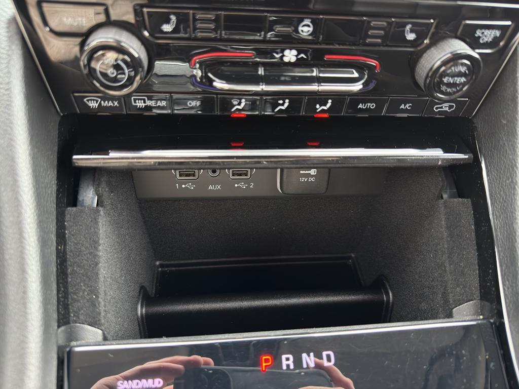 used 2022 Jeep Grand Cherokee L car, priced at $33,995