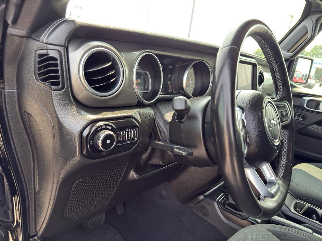 used 2021 Jeep Wrangler Unlimited car, priced at $33,995