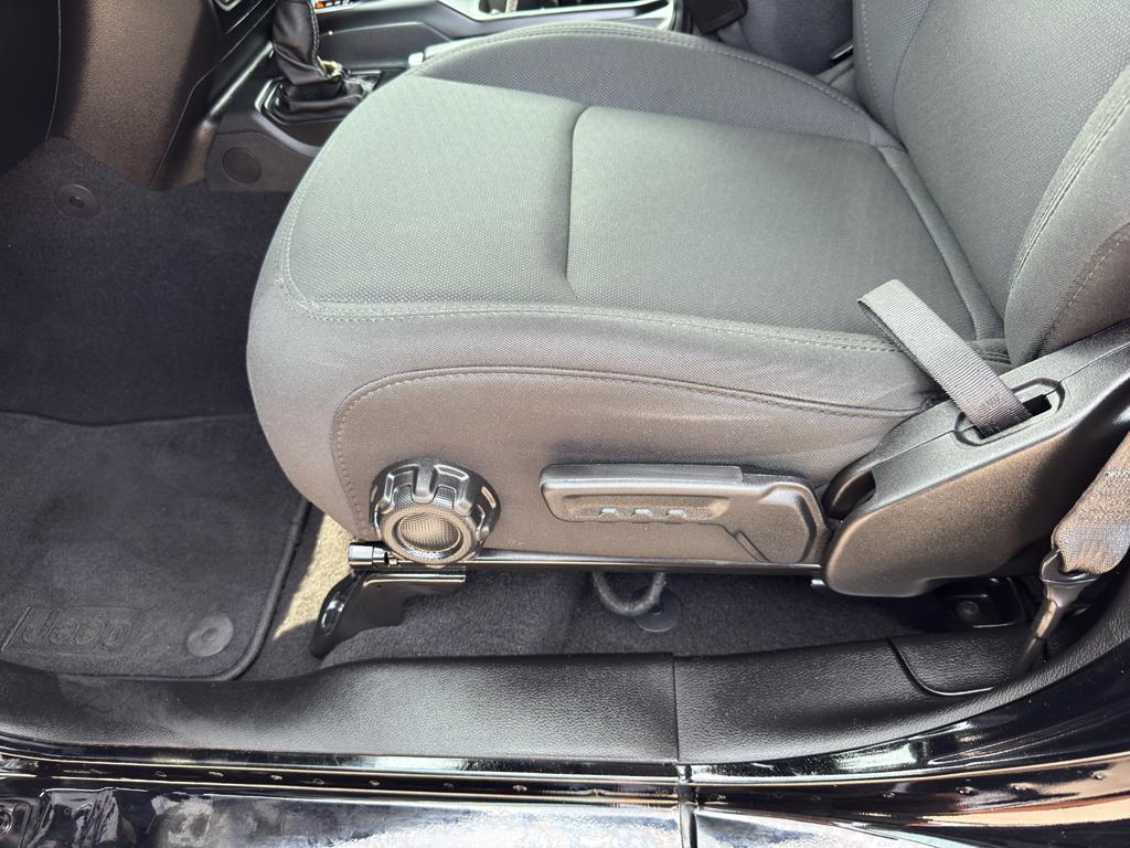 used 2021 Jeep Wrangler Unlimited car, priced at $33,995