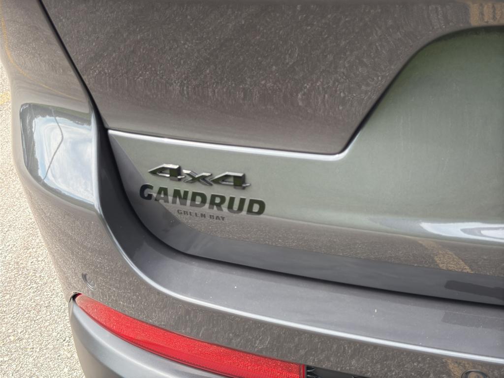 new 2025 Jeep Grand Cherokee L car, priced at $57,634