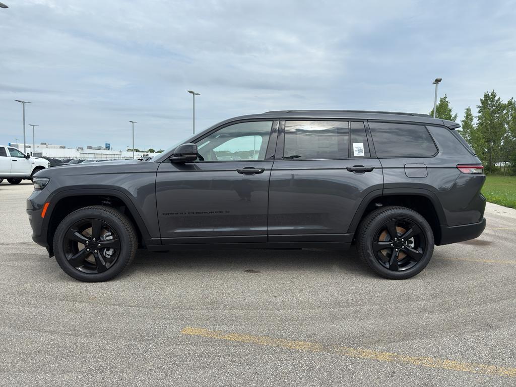 new 2025 Jeep Grand Cherokee L car, priced at $57,634