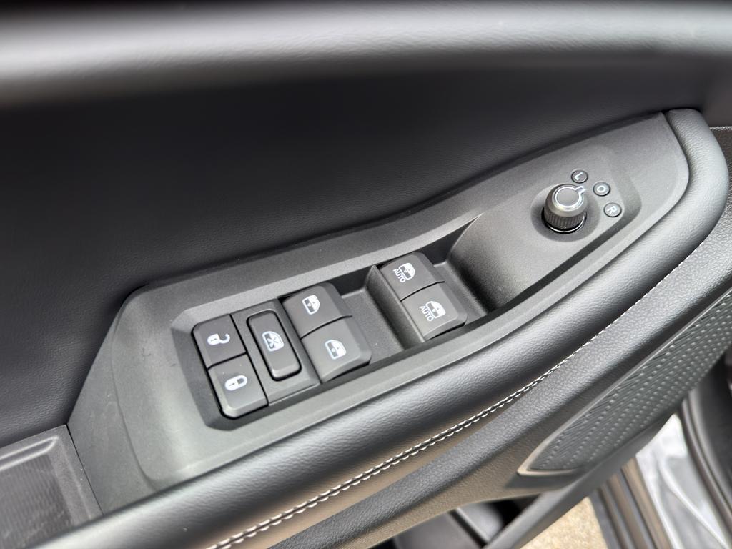 new 2025 Jeep Grand Cherokee L car, priced at $57,634