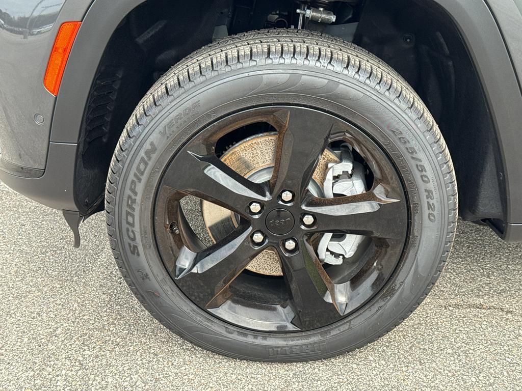 new 2025 Jeep Grand Cherokee L car, priced at $57,634