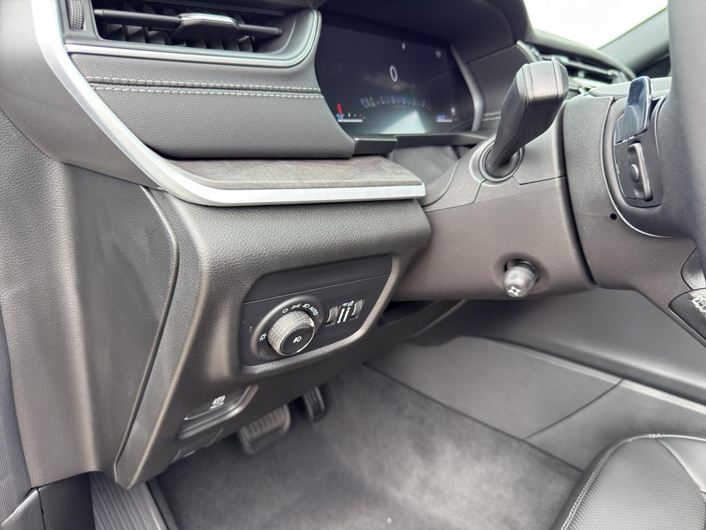 new 2025 Jeep Grand Cherokee L car, priced at $57,634
