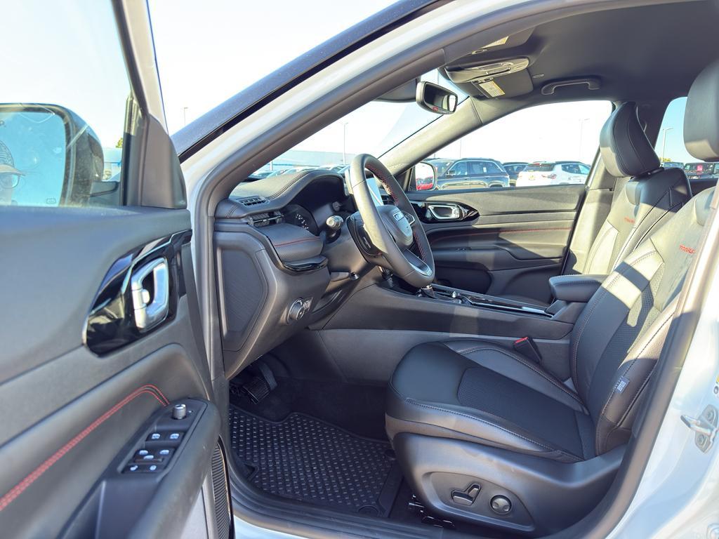 new 2026 Jeep Compass car, priced at $35,462