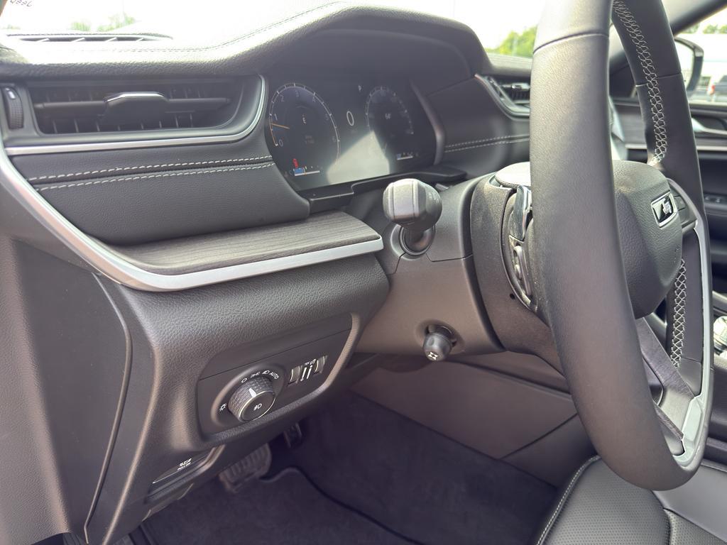 new 2025 Jeep Grand Cherokee L car, priced at $53,499