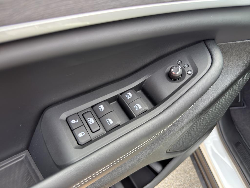 new 2025 Jeep Grand Cherokee L car, priced at $53,499