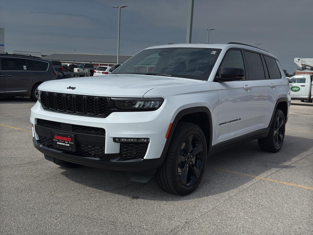 new 2025 Jeep Grand Cherokee L car, priced at $53,499