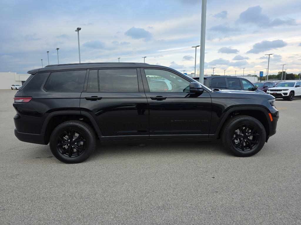 new 2025 Jeep Grand Cherokee L car, priced at $48,063