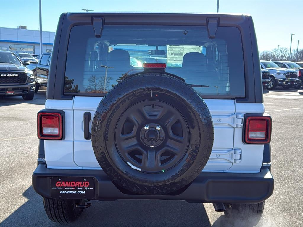 new 2025 Jeep Wrangler car, priced at $38,107