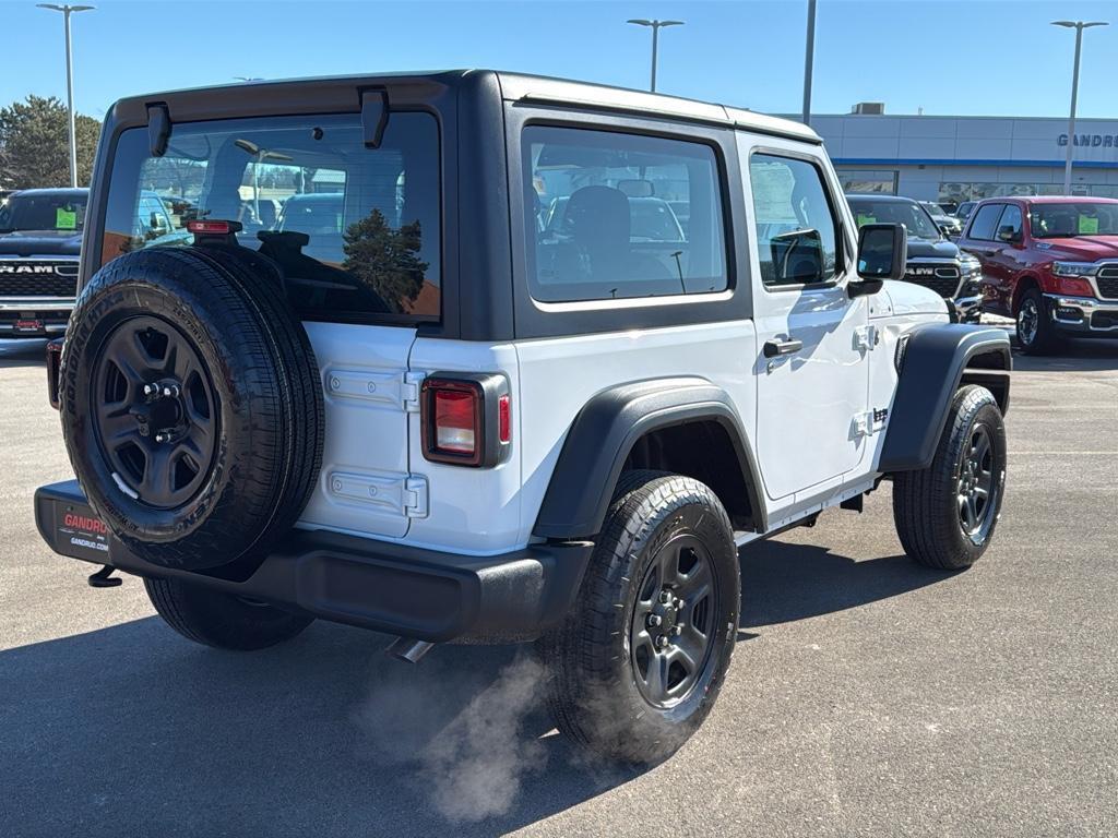 new 2025 Jeep Wrangler car, priced at $38,107