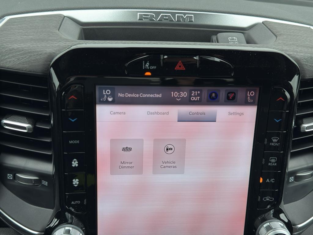 new 2025 Ram 1500 car, priced at $70,424