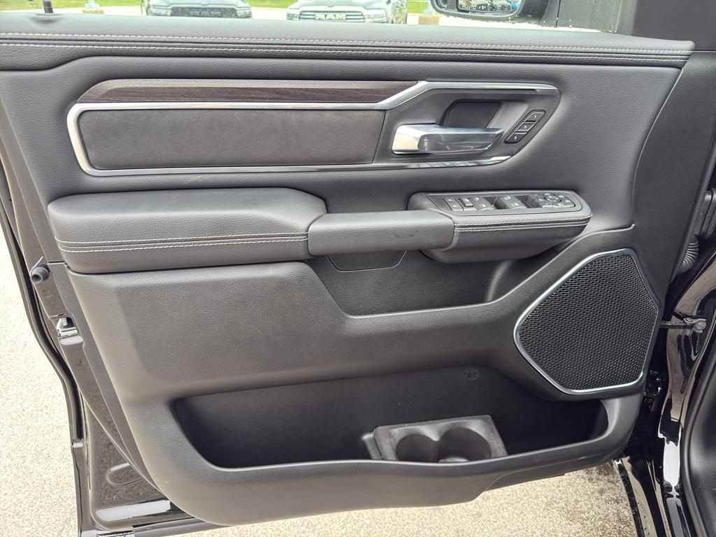 new 2025 Ram 1500 car, priced at $70,424