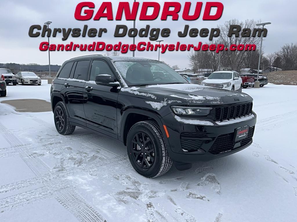 new 2025 Jeep Grand Cherokee car, priced at $45,279