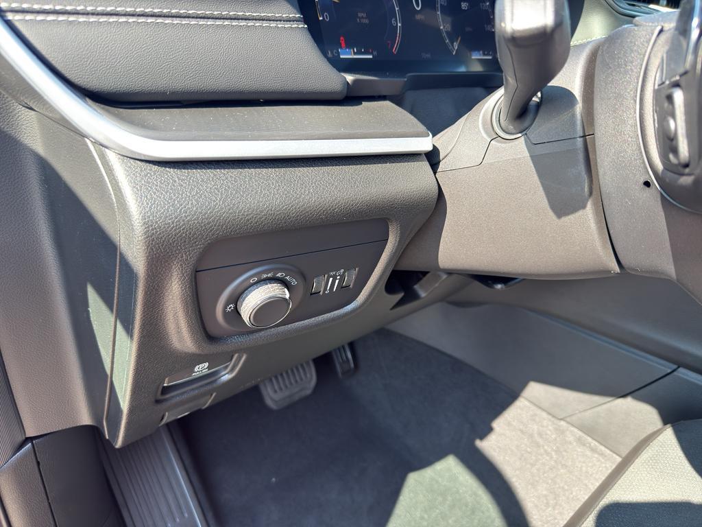 new 2025 Jeep Grand Cherokee L car, priced at $48,418