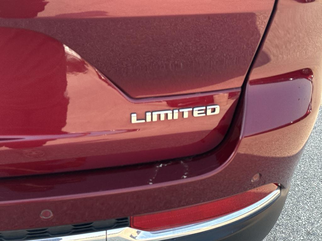used 2023 Jeep Grand Cherokee car, priced at $31,495