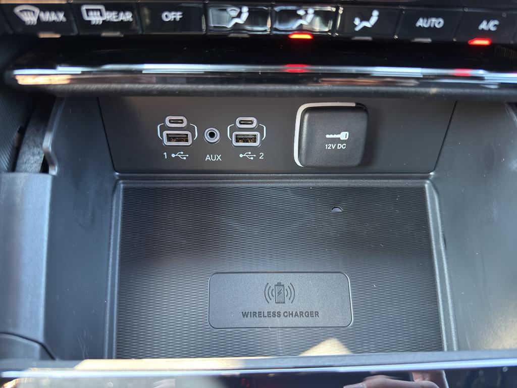 new 2025 Jeep Grand Cherokee L car, priced at $46,217