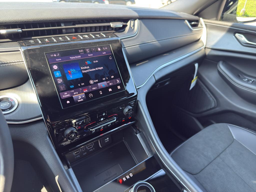 new 2025 Jeep Grand Cherokee L car, priced at $46,217