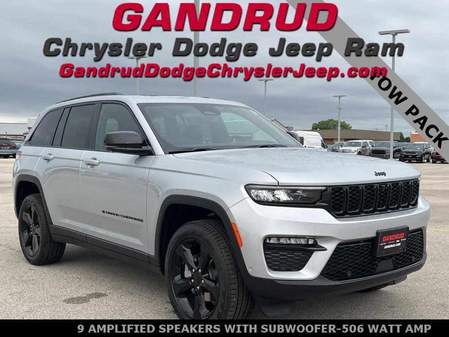 new 2024 Jeep Grand Cherokee car, priced at $55,499