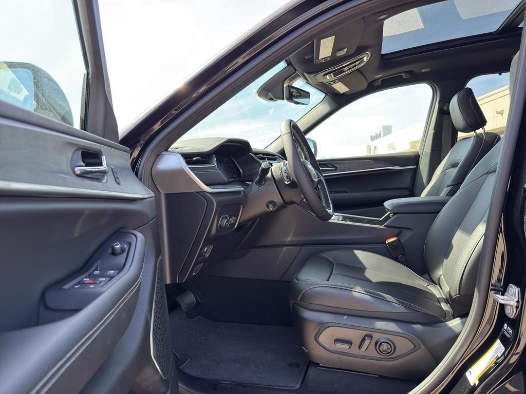 new 2025 Jeep Grand Cherokee L car, priced at $58,757