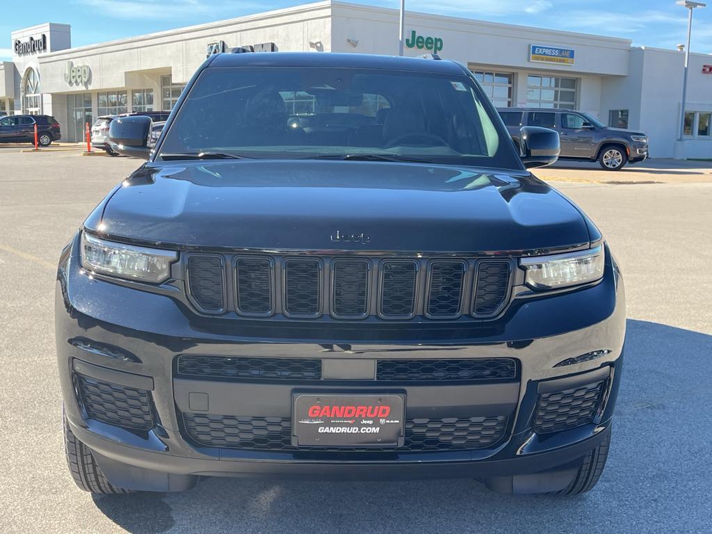 new 2025 Jeep Grand Cherokee L car, priced at $46,999