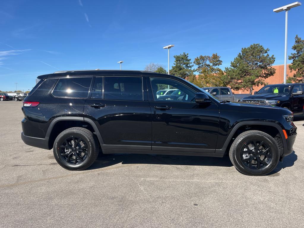 new 2025 Jeep Grand Cherokee L car, priced at $46,999