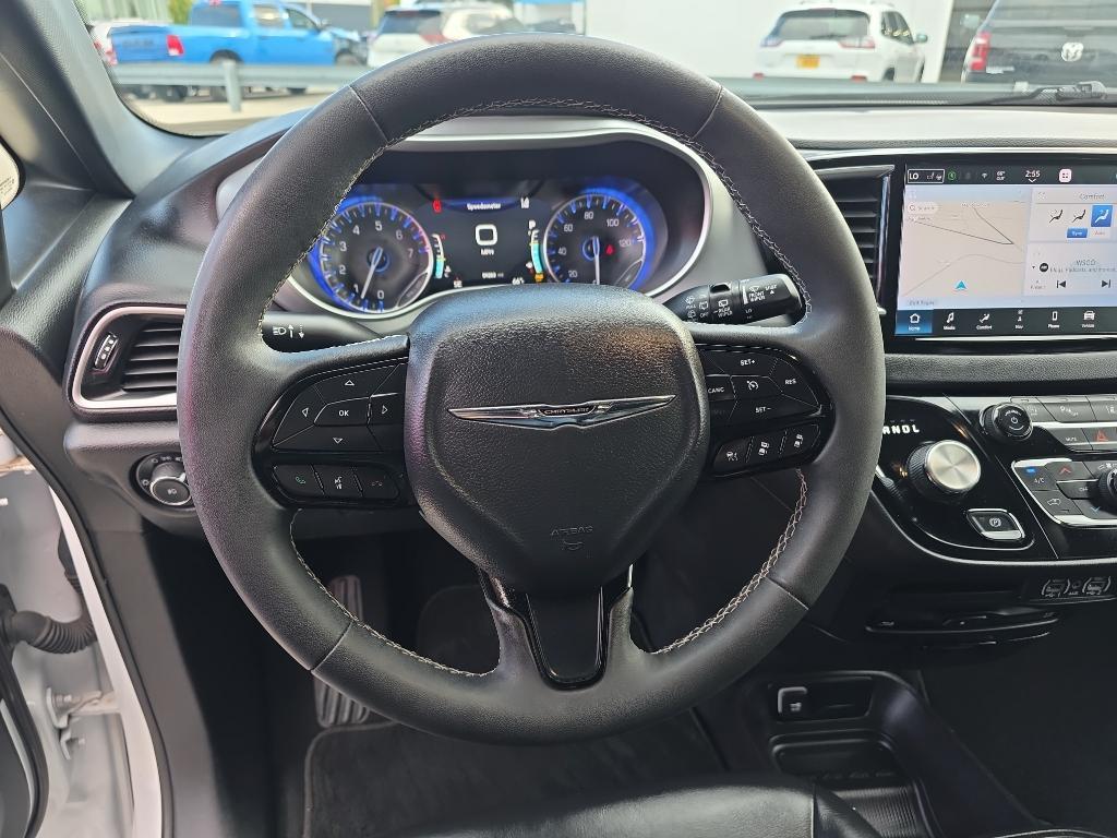 used 2023 Chrysler Pacifica car, priced at $33,695