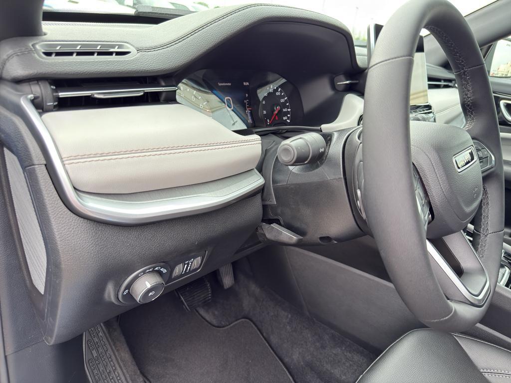 new 2025 Jeep Compass car, priced at $34,733