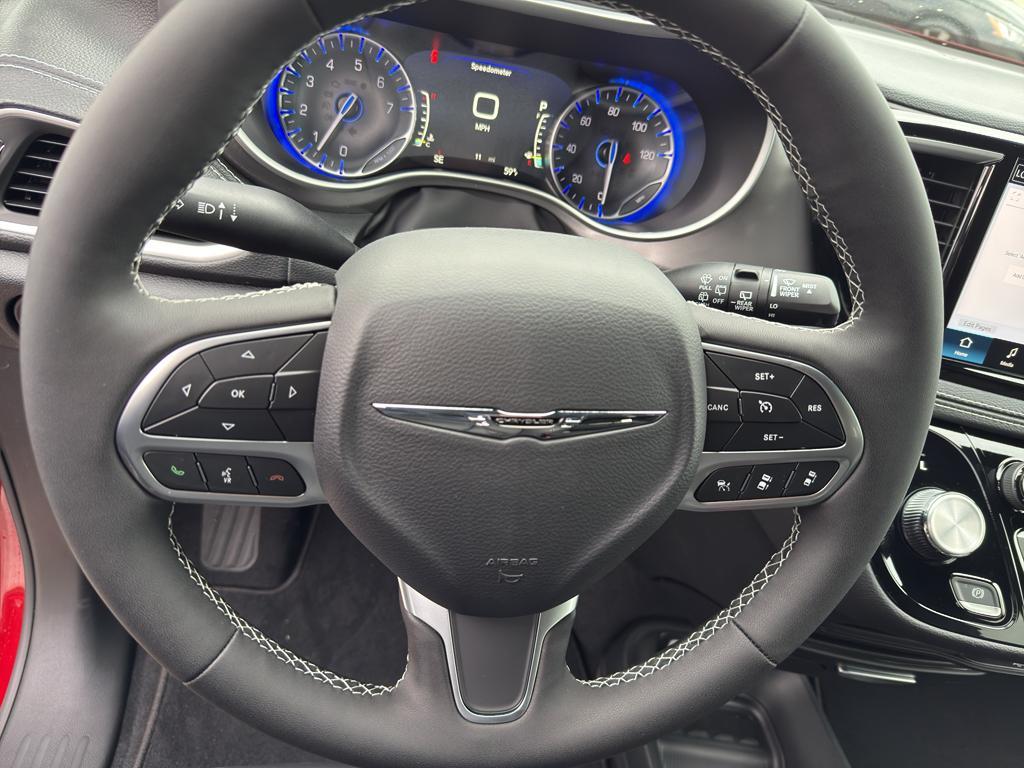 new 2026 Chrysler Pacifica car, priced at $46,757